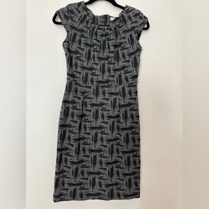 Calvin Klein Petites Capped Sleeve Sheath Abstract Black Gray Dress Size 2P
